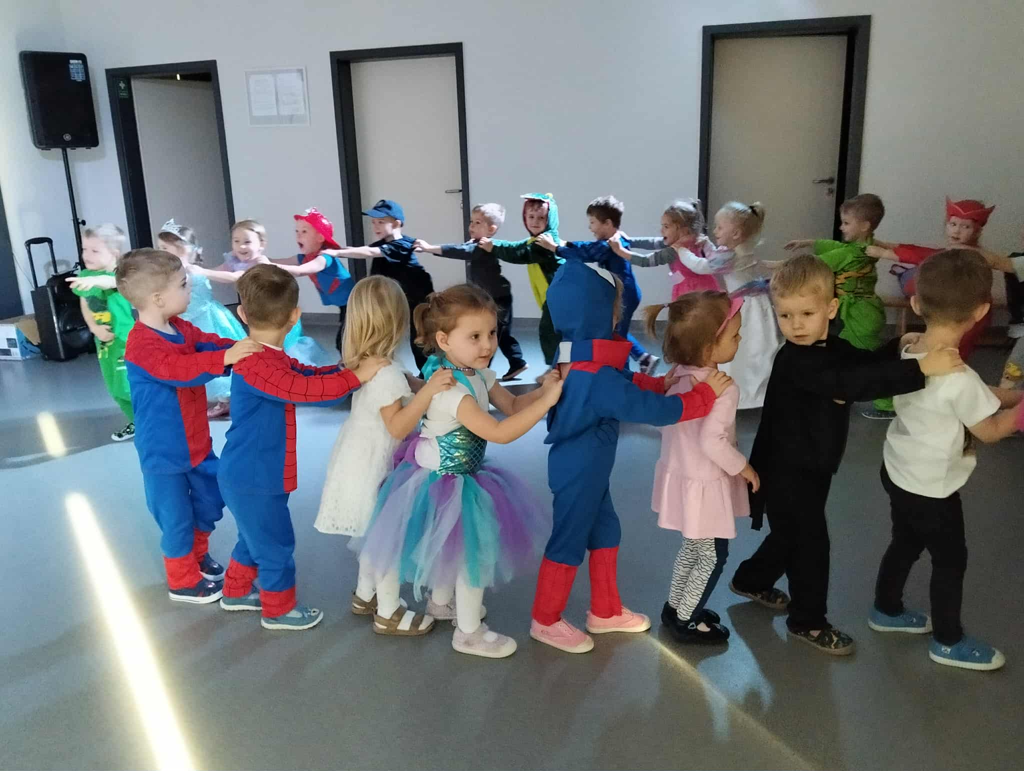 Messenger creation E1B7D9EE 07D7 4206 9F95 2CA7730F2467