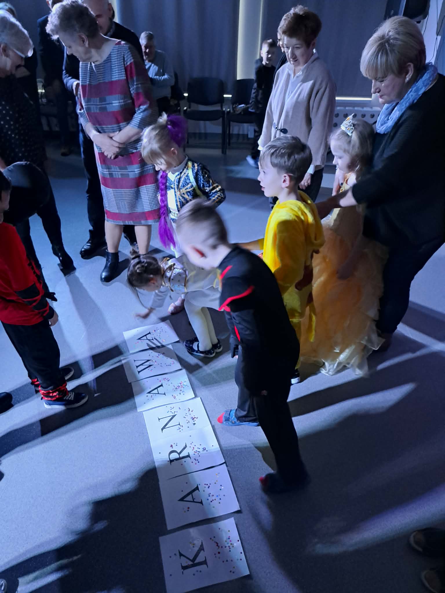 Messenger creation BD08E465 929A 4C9C 8359 9BB397B62D20